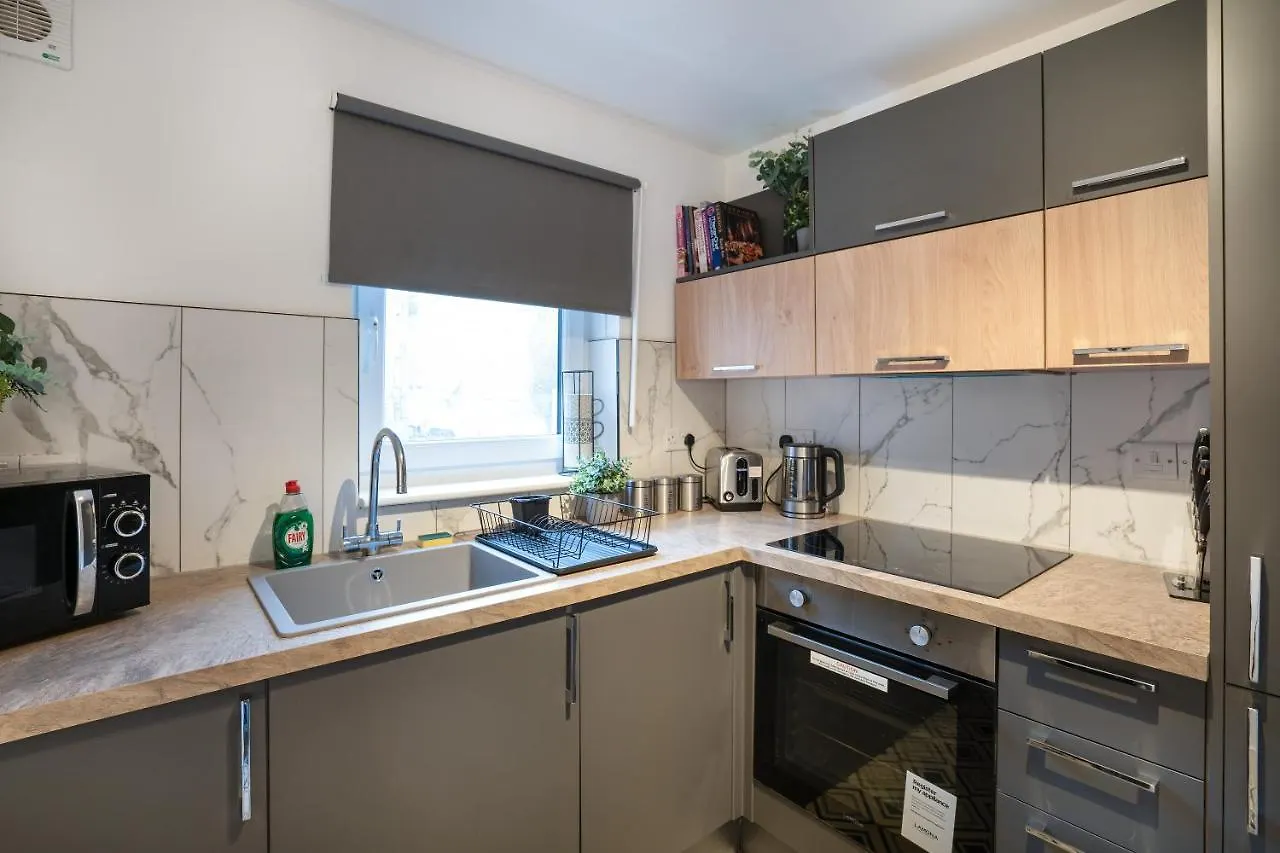 Modern 2Bed Apartment-Free Parking Edinburgh