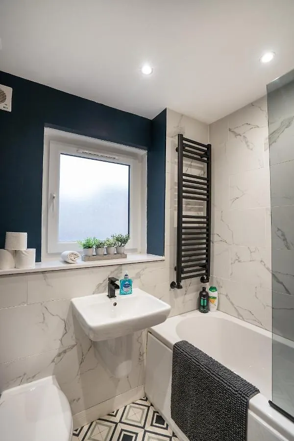 شقة Modern 2Bed Apartment-Free Parking إدنبرة